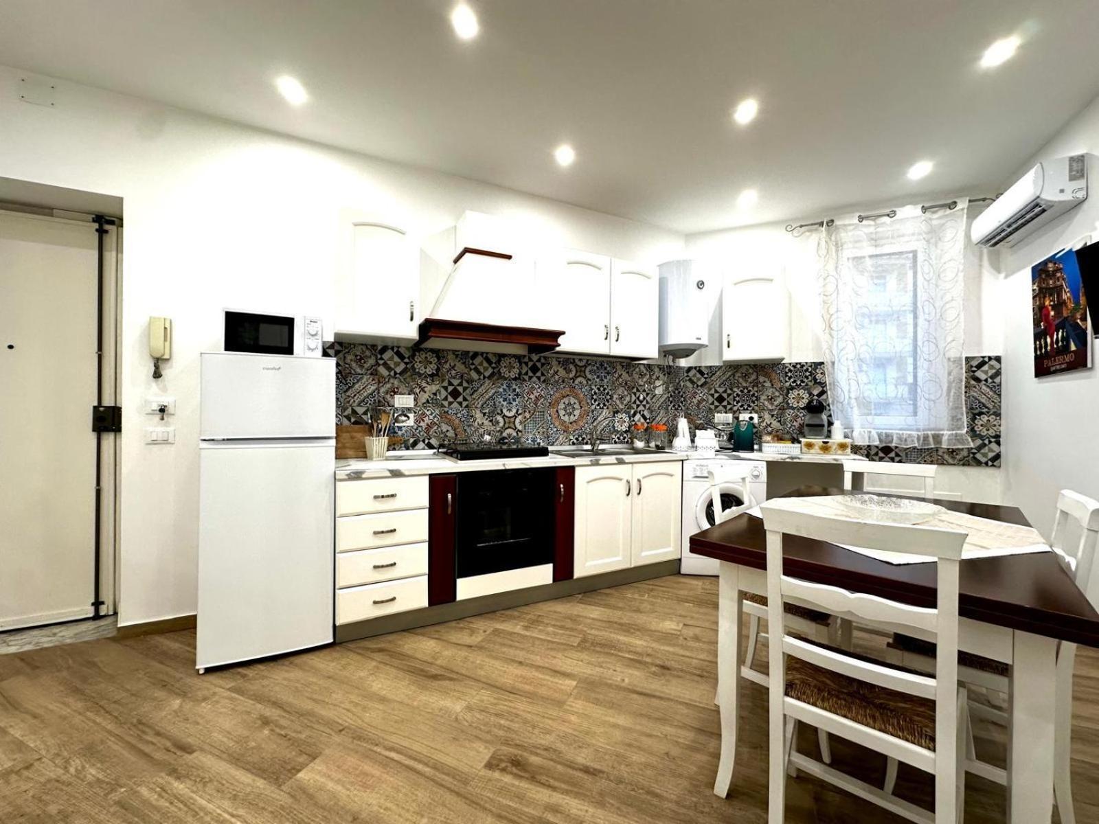 Md Coral Bahlara Apartment
